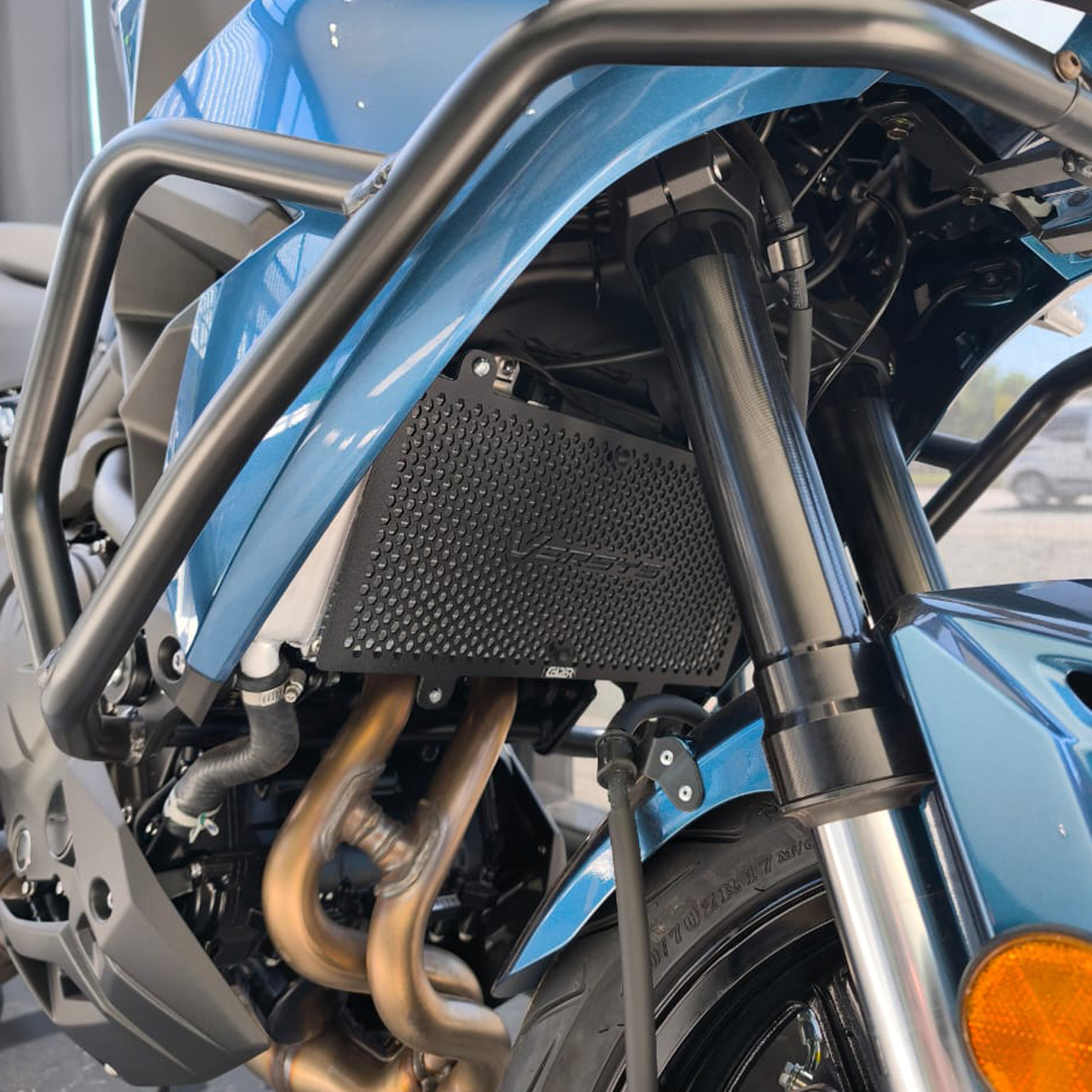 CUBRE RADIADOR KAWASAKI VERSYS 650 LINEA NUEVA - Image 5