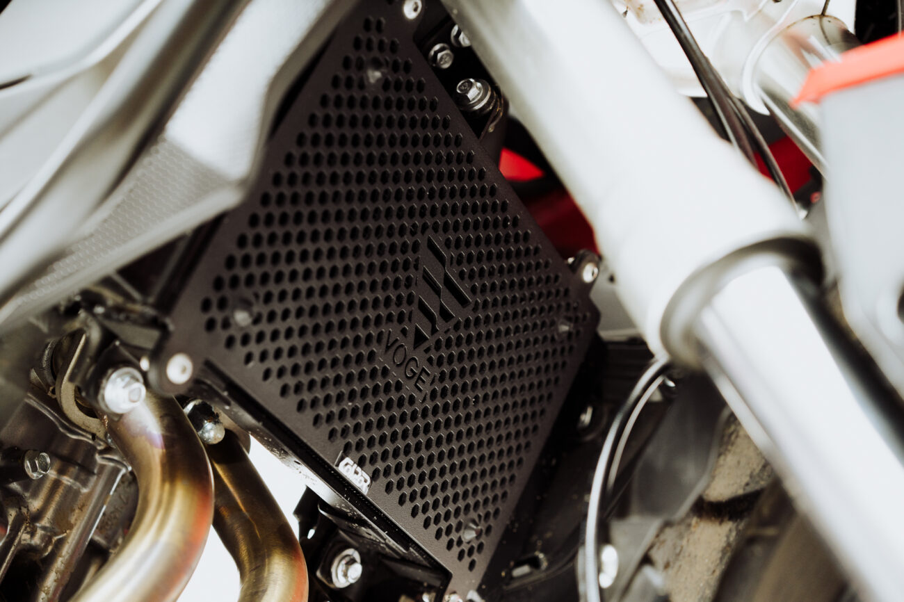 CUBRE RADIADOR VOGE 500 DS - Image 3