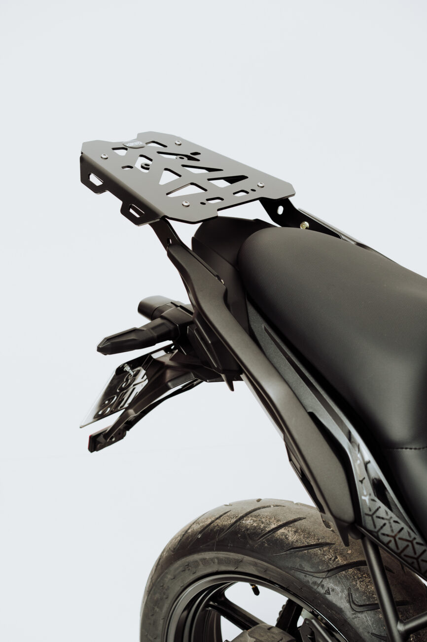 CONJUNTO PORTA EQUIPAJE KAWASAKI VERSYS 650 (SOPORTES + BASE) - Image 2